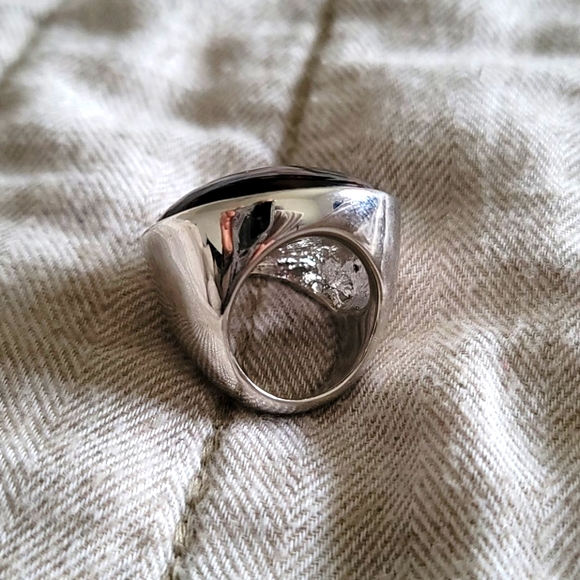 Lia Sophia Chunky Ring - Picture 2 of 5